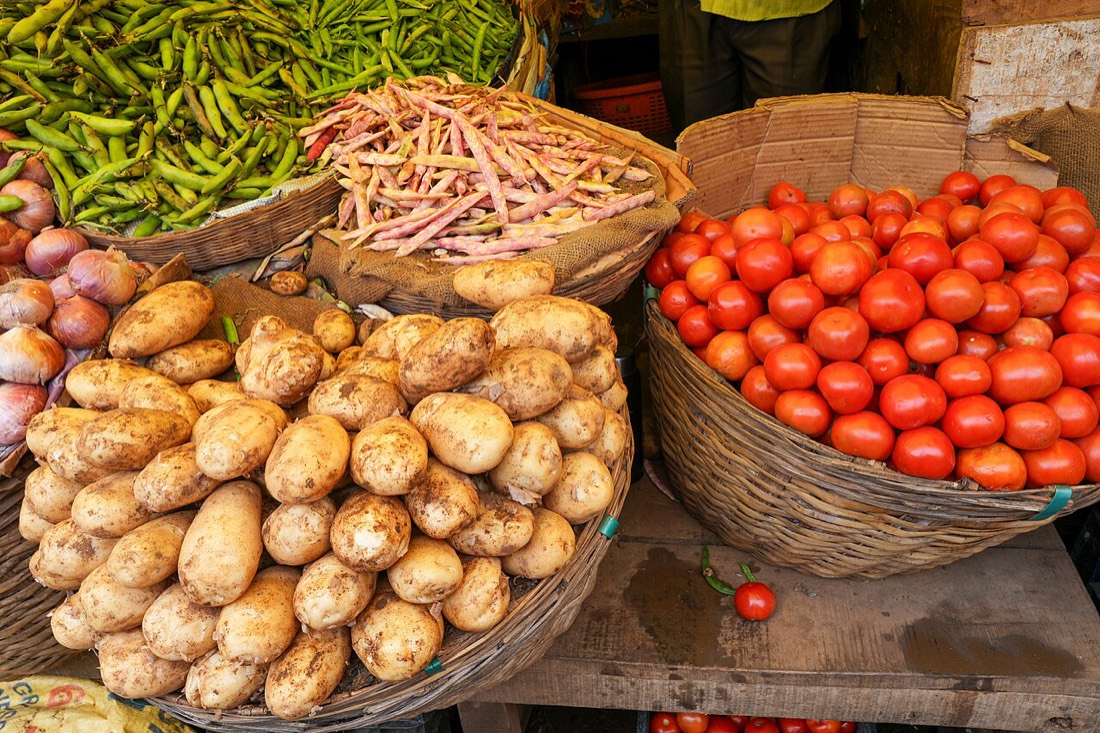 Potatoes, beans and tomatoes on a vegetable stall at Ooty market in the Nilgiris, the kind of food prices that pushed India's June 2026 inflation to 4.38%